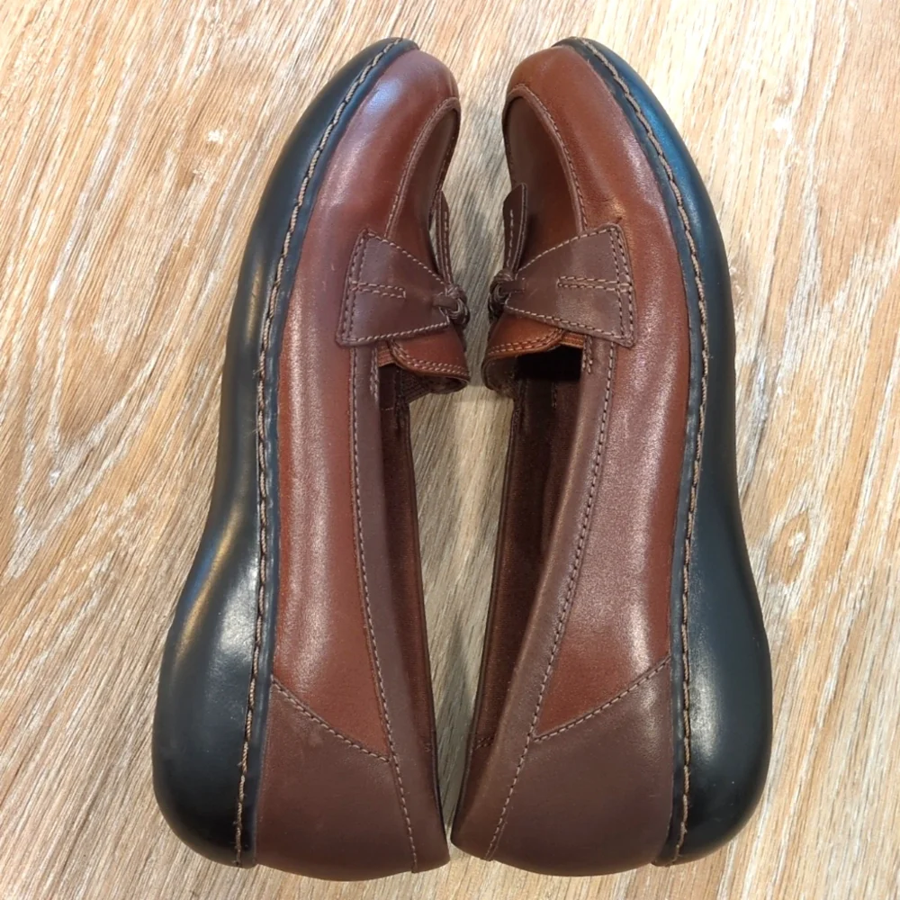 🥿Clarks Brown Loafers Women's size 8  😍VERY GOOD CONDITION!!!😍 - Picture 8 of 10